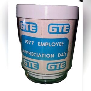 Vintage GTE 1977 employee appreciation/company promo mug